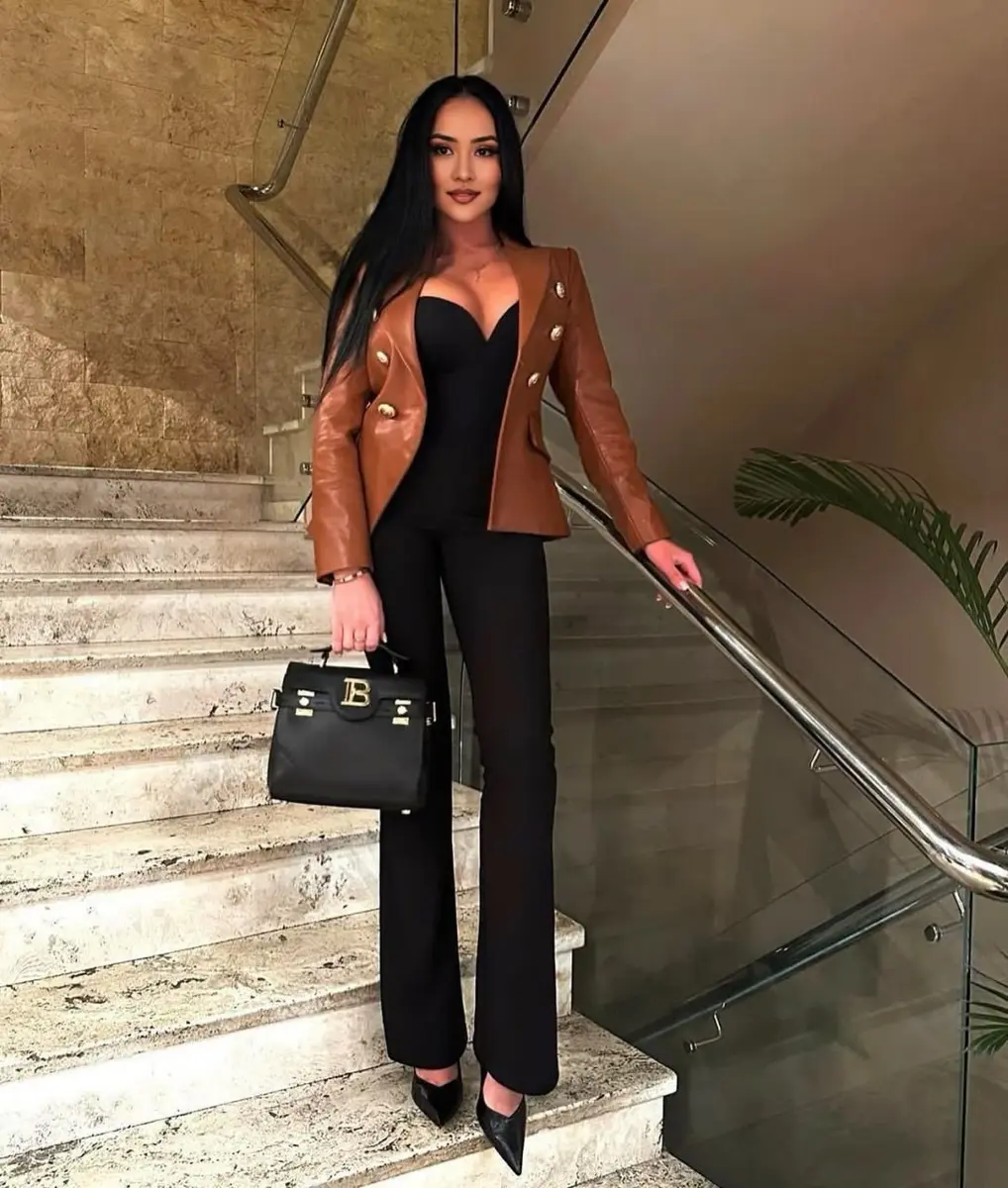 Agatha escort in Dubai