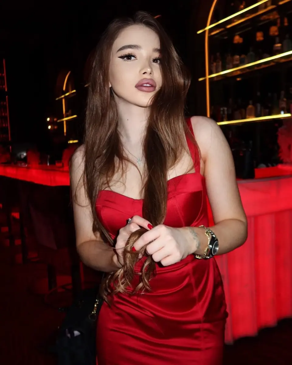 Arisha escort in Dubai