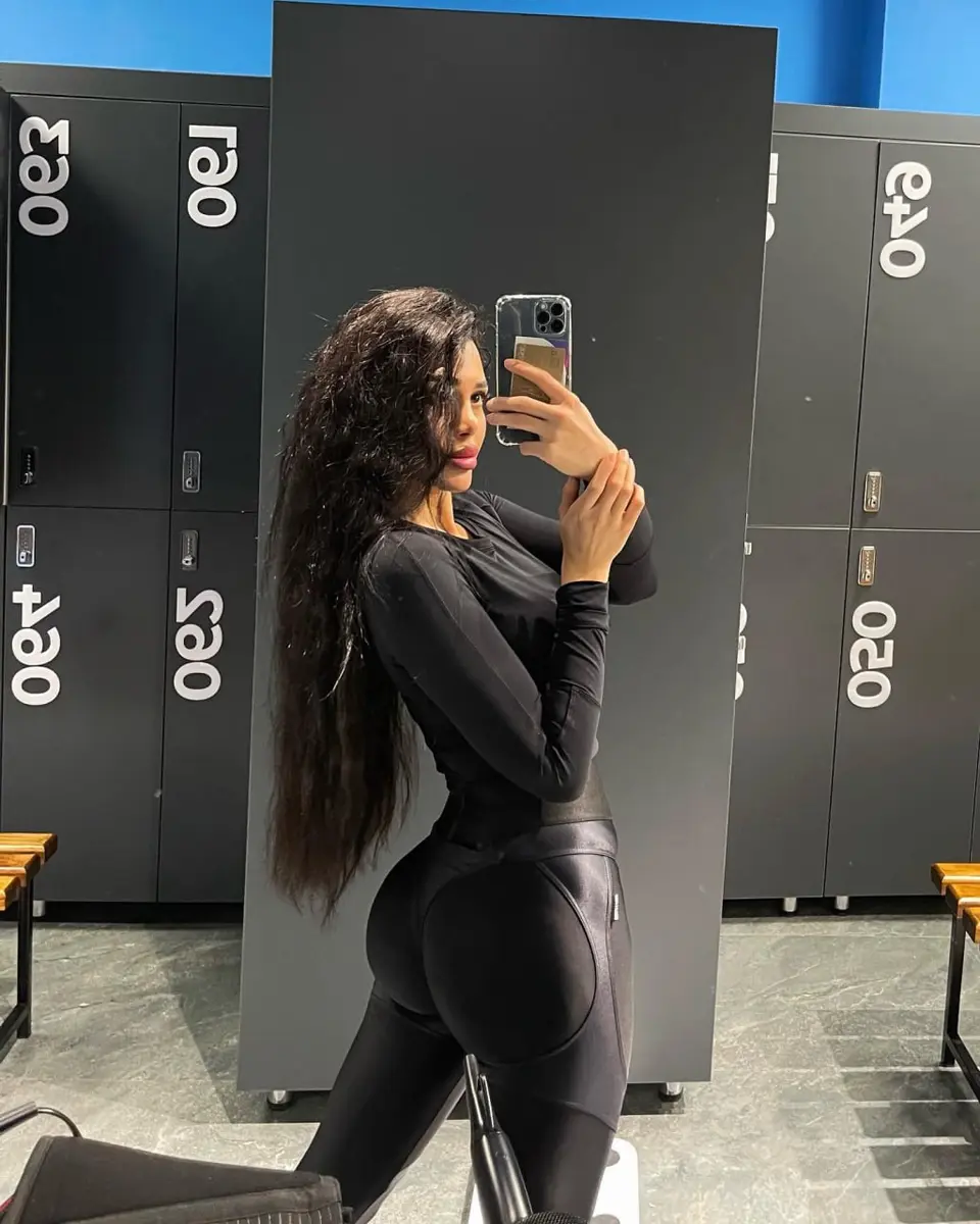 Asya escort in Dubai