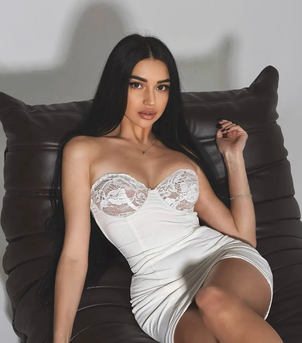 Bogdana escort in Dubai