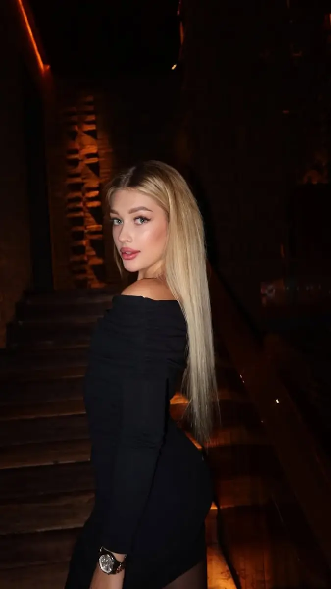 Carolina escort in Dubai