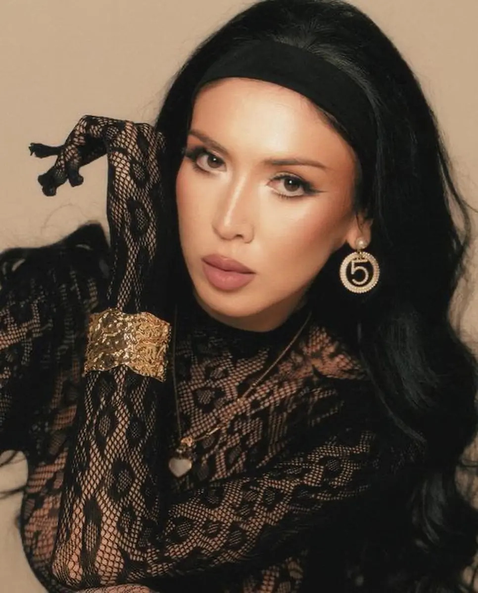 Elin escort in Dubai