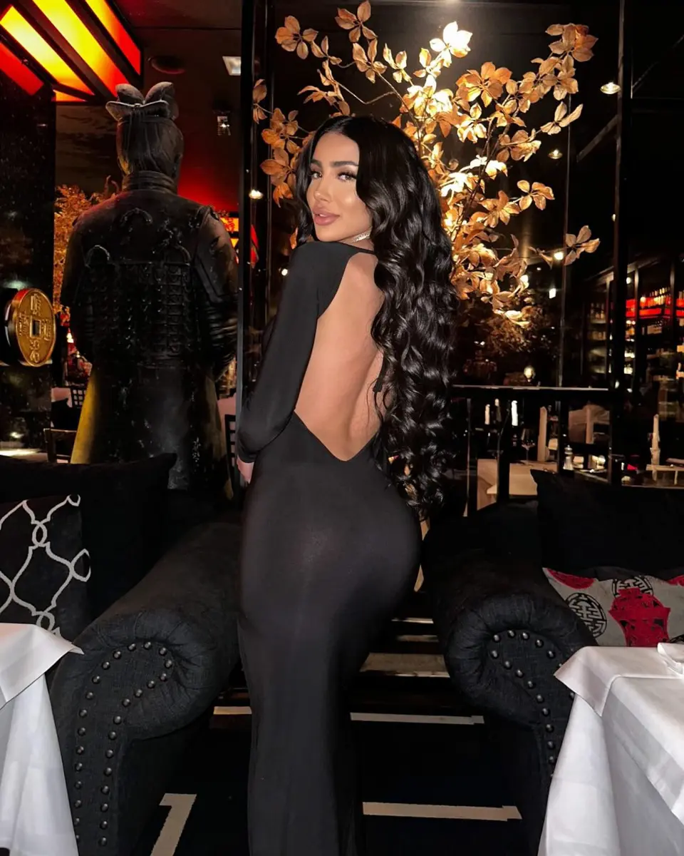 Elza escort in Dubai