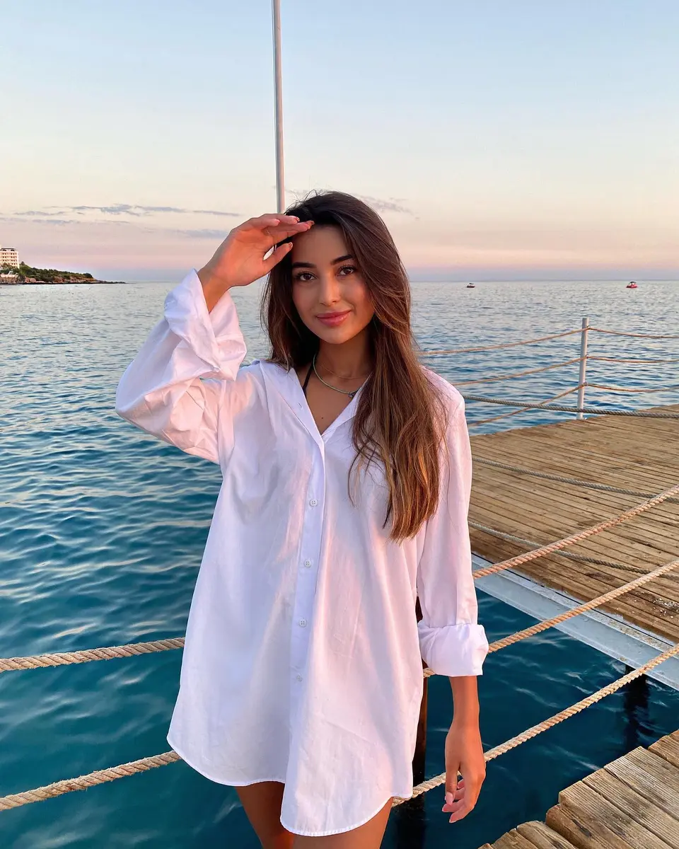 Kantira escort in Dubai