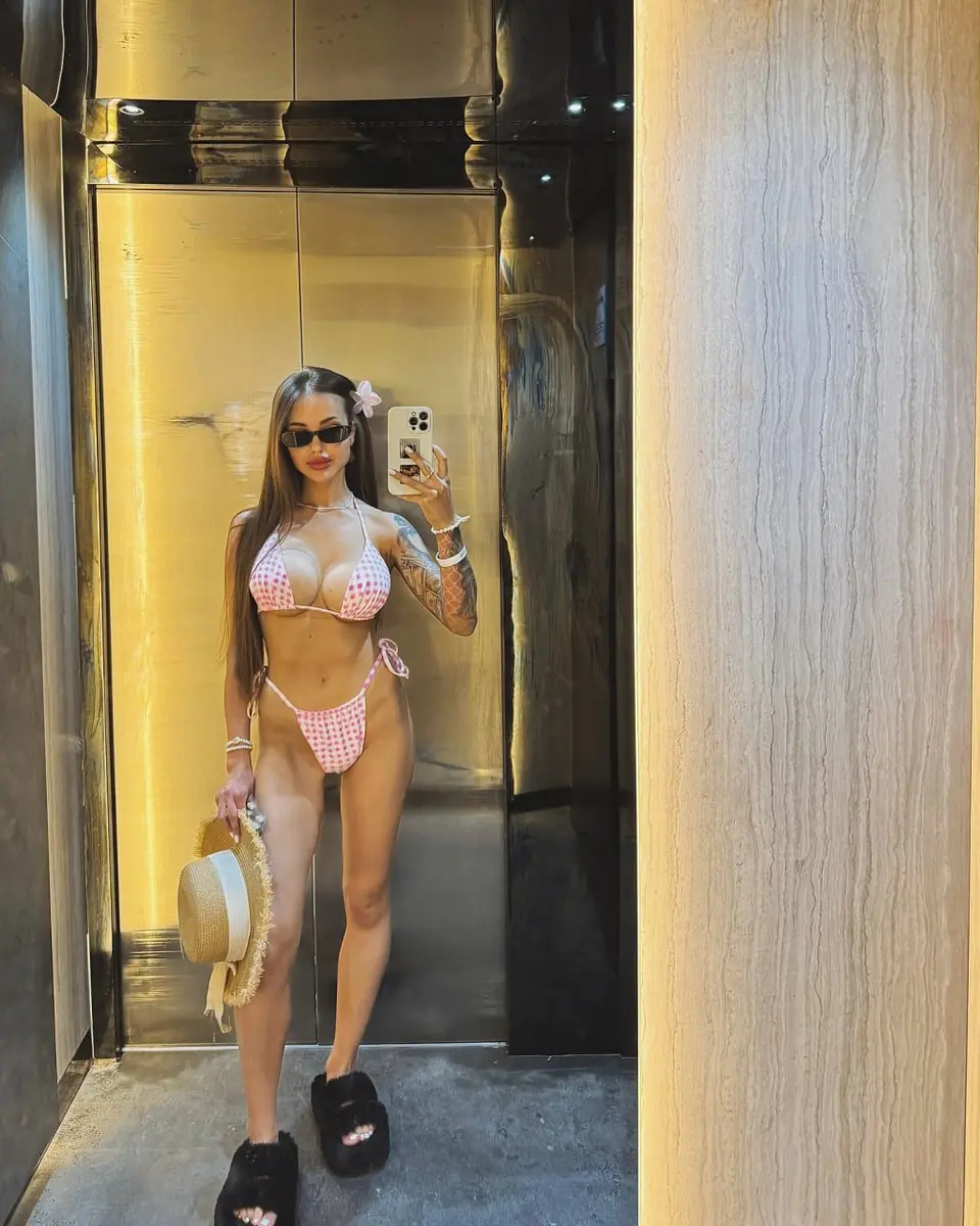 Марселина эскорт в городе Дубай