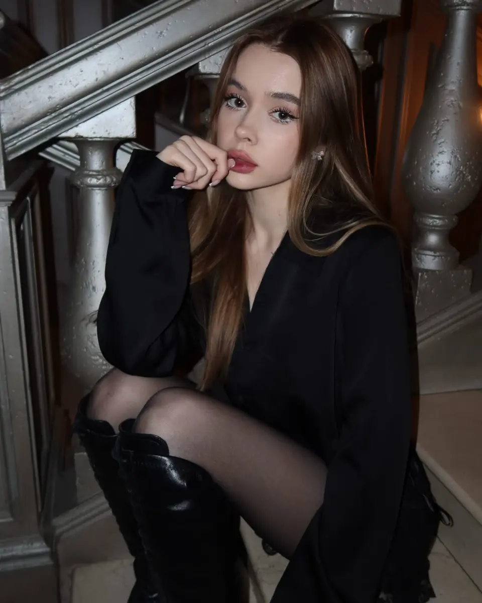 Mariolla escort in Dubai