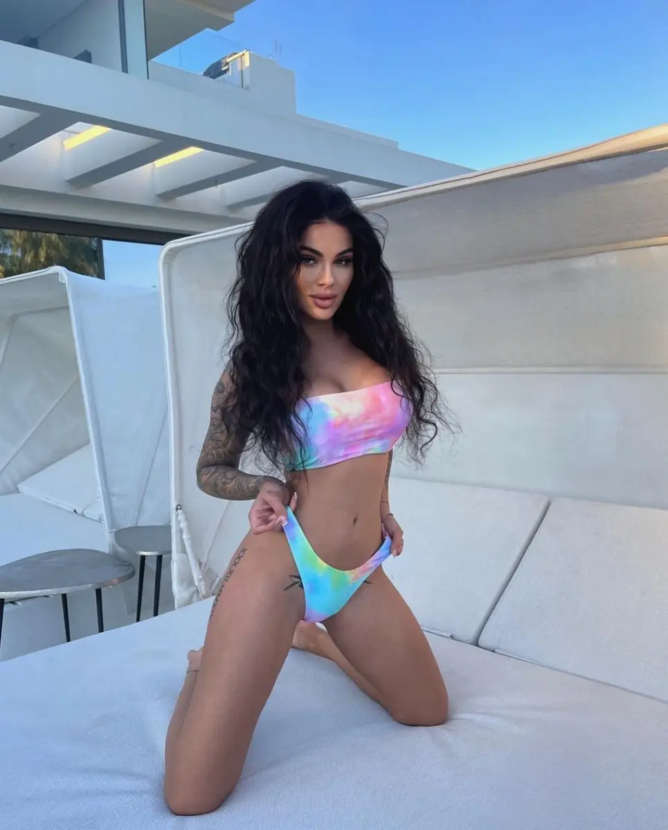 Nastasya escort in Dubai