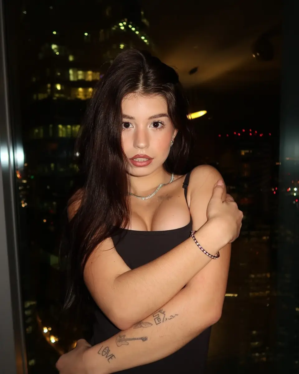 Nessa escort in Dubai