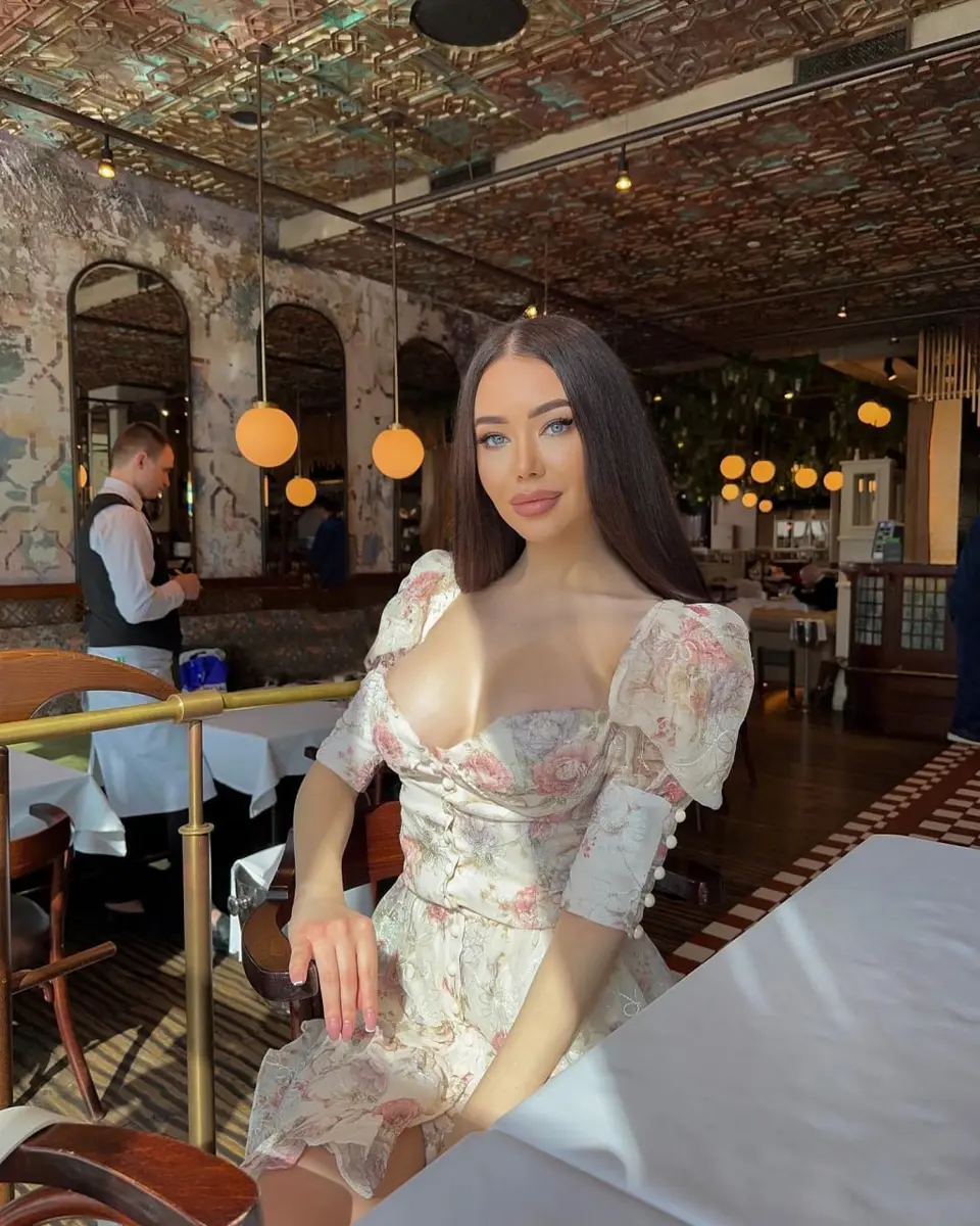 Polina escort in Dubai