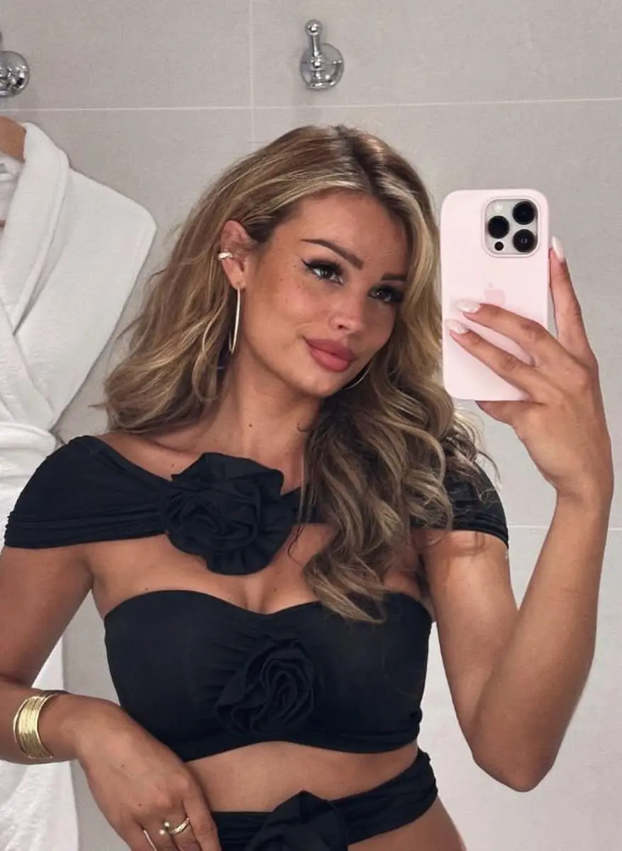 Riahanna escort in Dubai