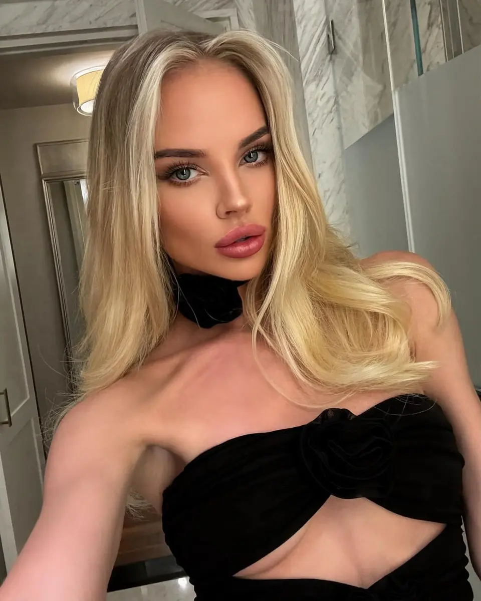 Stefania escort in Dubai