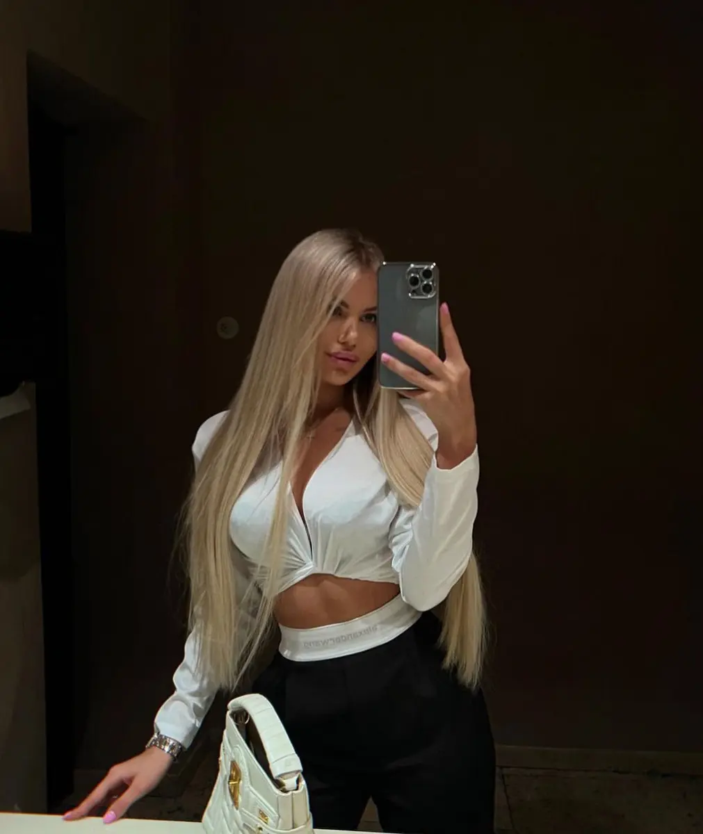 Tina escort in Dubai